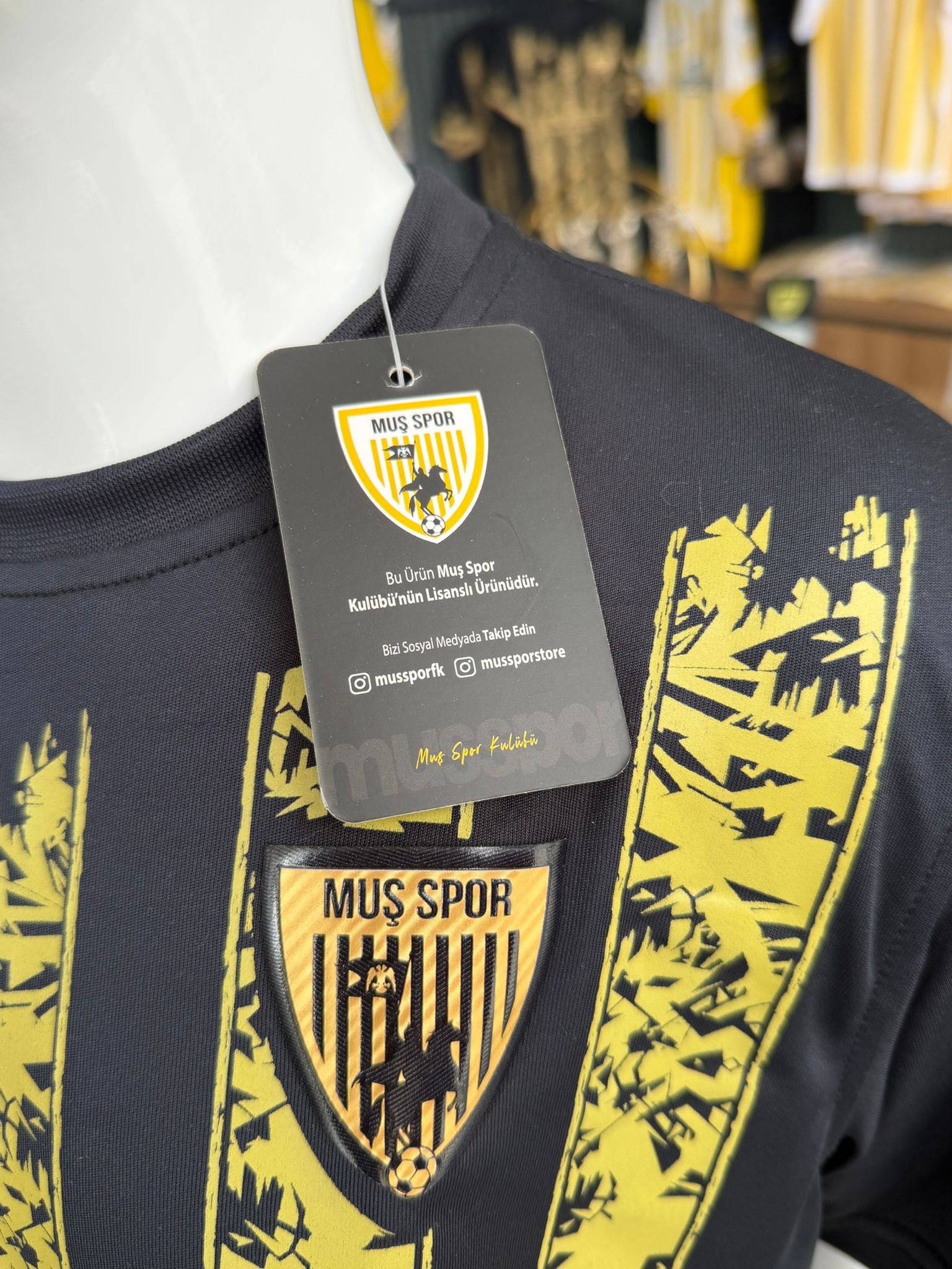 Yeni Sezon Muş Spor Lisanslı Çocuk Forması ve Şort - Siyah/Sarı Özel Desenli